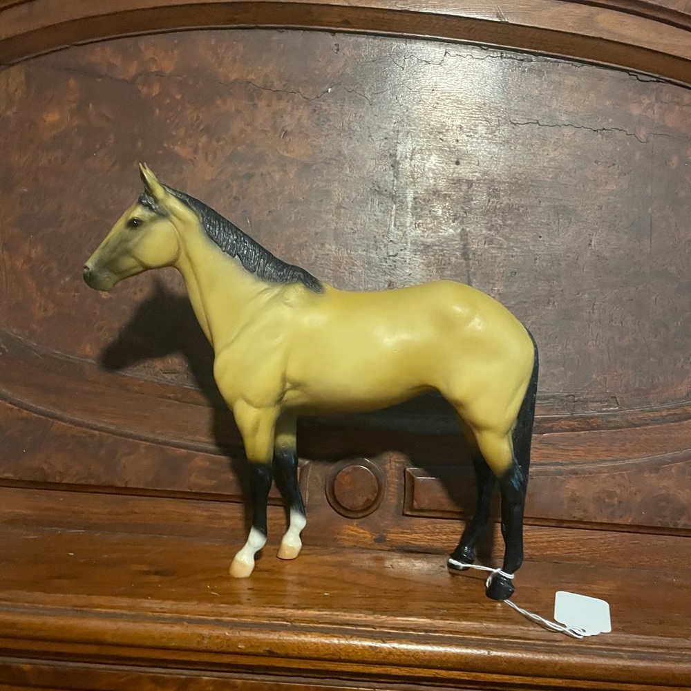 Breyer Bolya